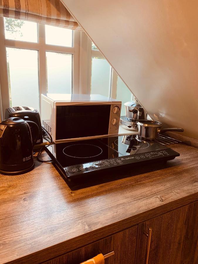 Bootmenders B&B Petersfield Buitenkant foto