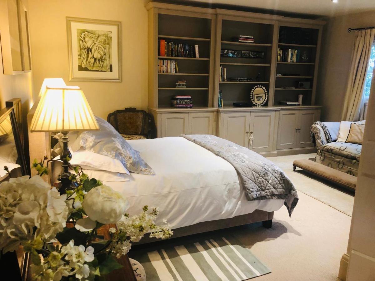 Bootmenders B&B Petersfield Buitenkant foto